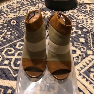 Aquazzura Sexy Thing Booties size 37